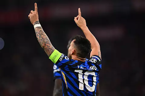 إنتر يتمسك بأمل ضئيل.. تقارير: لاوتارو مارتينيز لم يُستبعد من مواجهة برشلونة